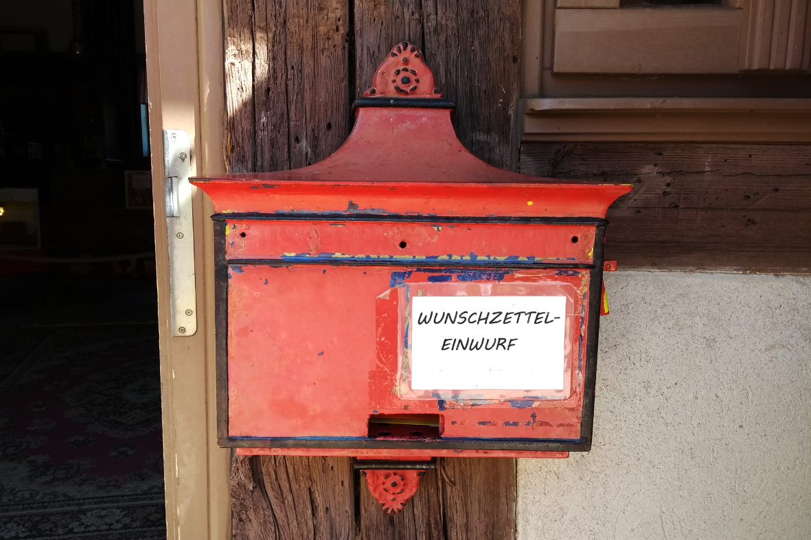 Weihnachtsmann Weihnachtshaus Briefkasten Wunschzettel Himmelpfort (c) www.JaegerDesVerlorenenSchmatzes.de